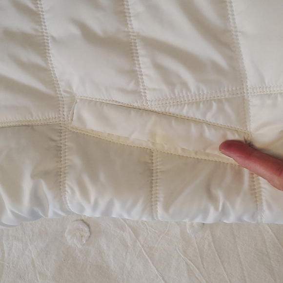 Vest - Picture 4 of 4